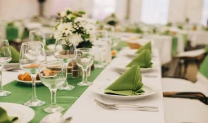 Eco-friendly napkins for weddings